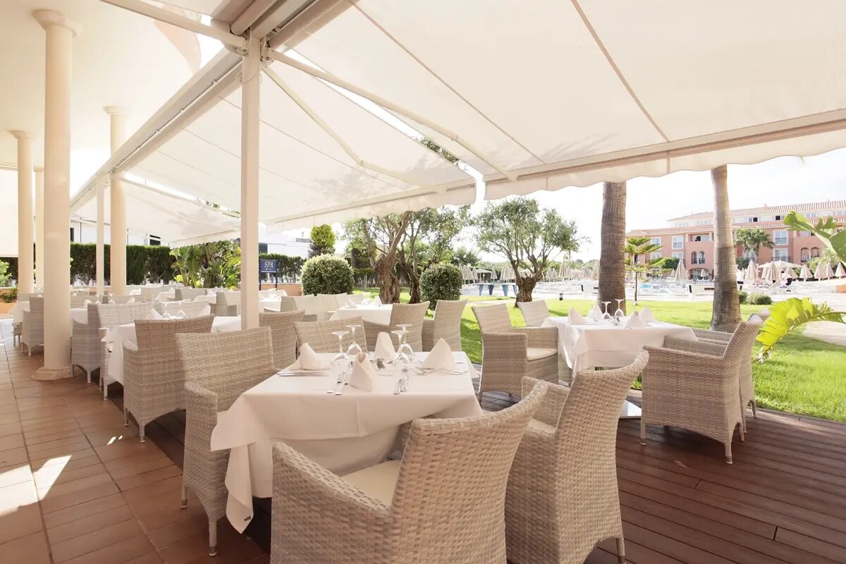 Grupotel Macarella Suites & Spa photo 9