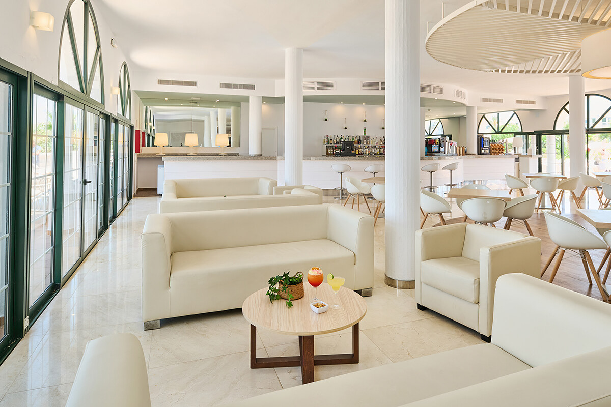 Grupotel Mar de Menorca photo 10