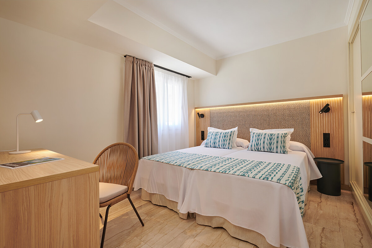 Grupotel Mar de Menorca photo 5