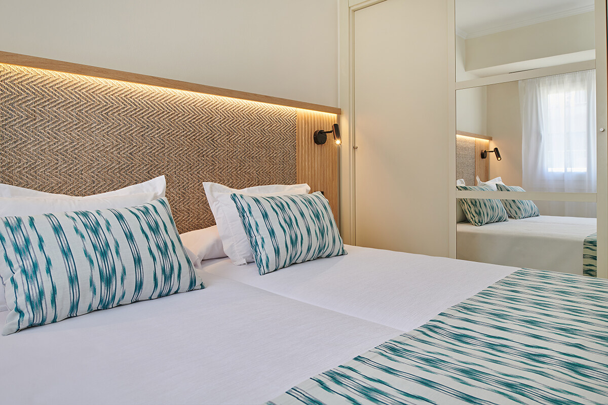 Grupotel Mar de Menorca photo 6