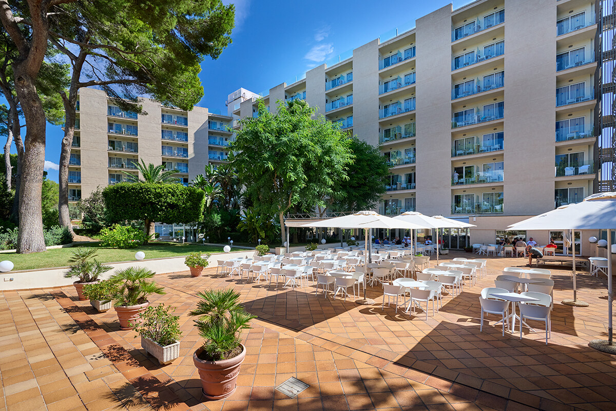 Grupotel Orient photo 2