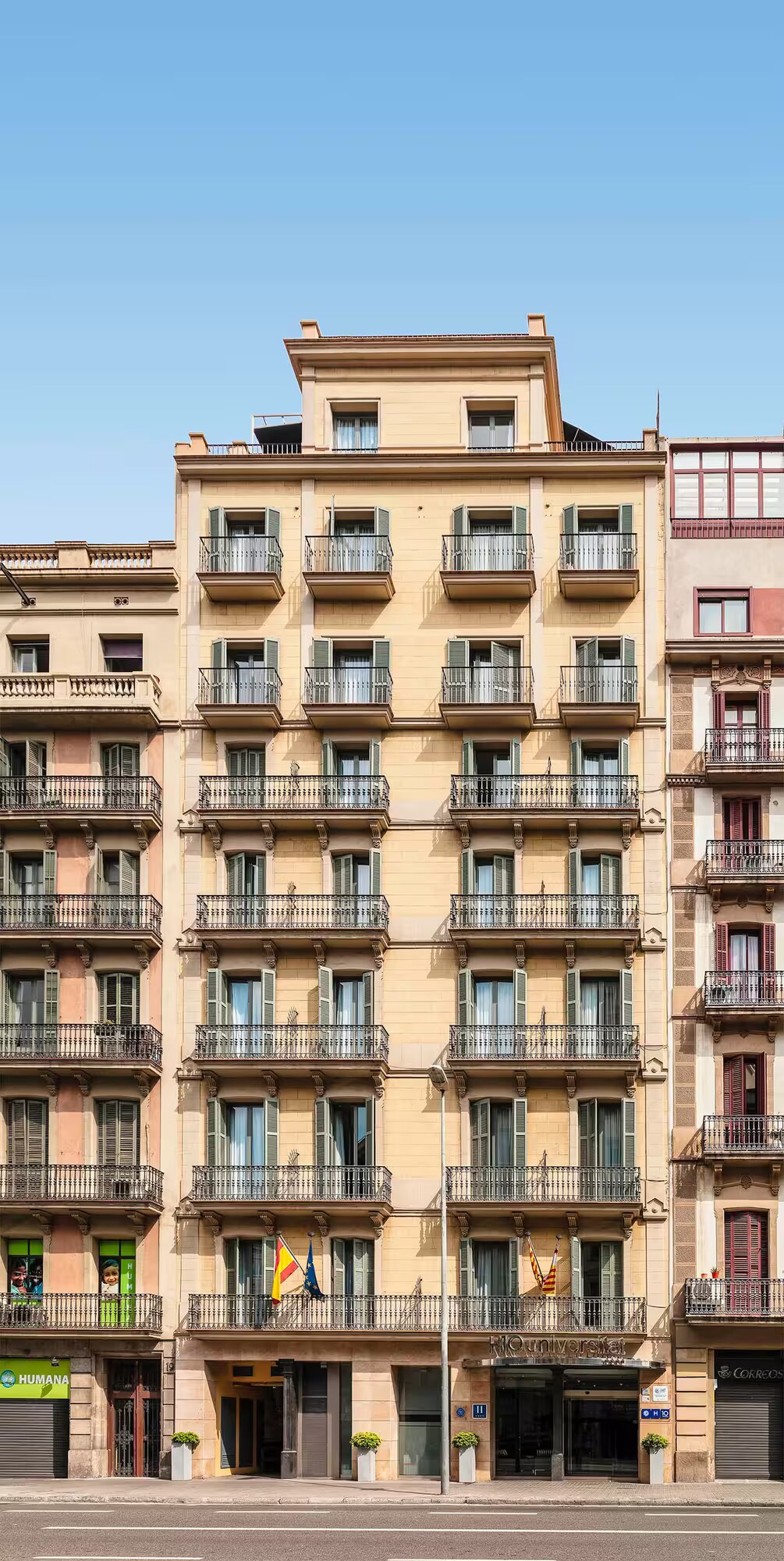 H10 Universitat photo 5