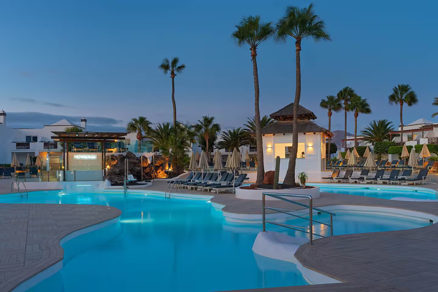 H10 White Suites photo 3