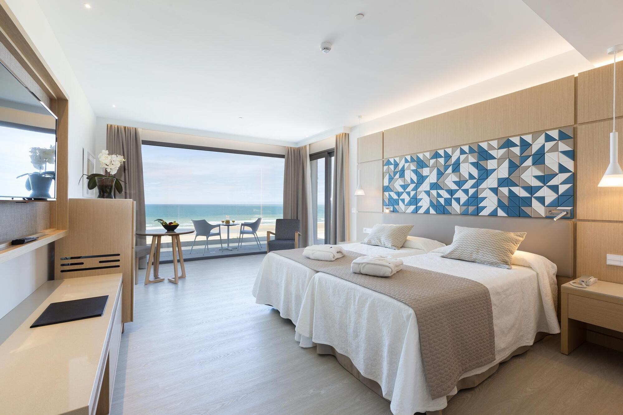 Hipotels Barrosa Park photo 7