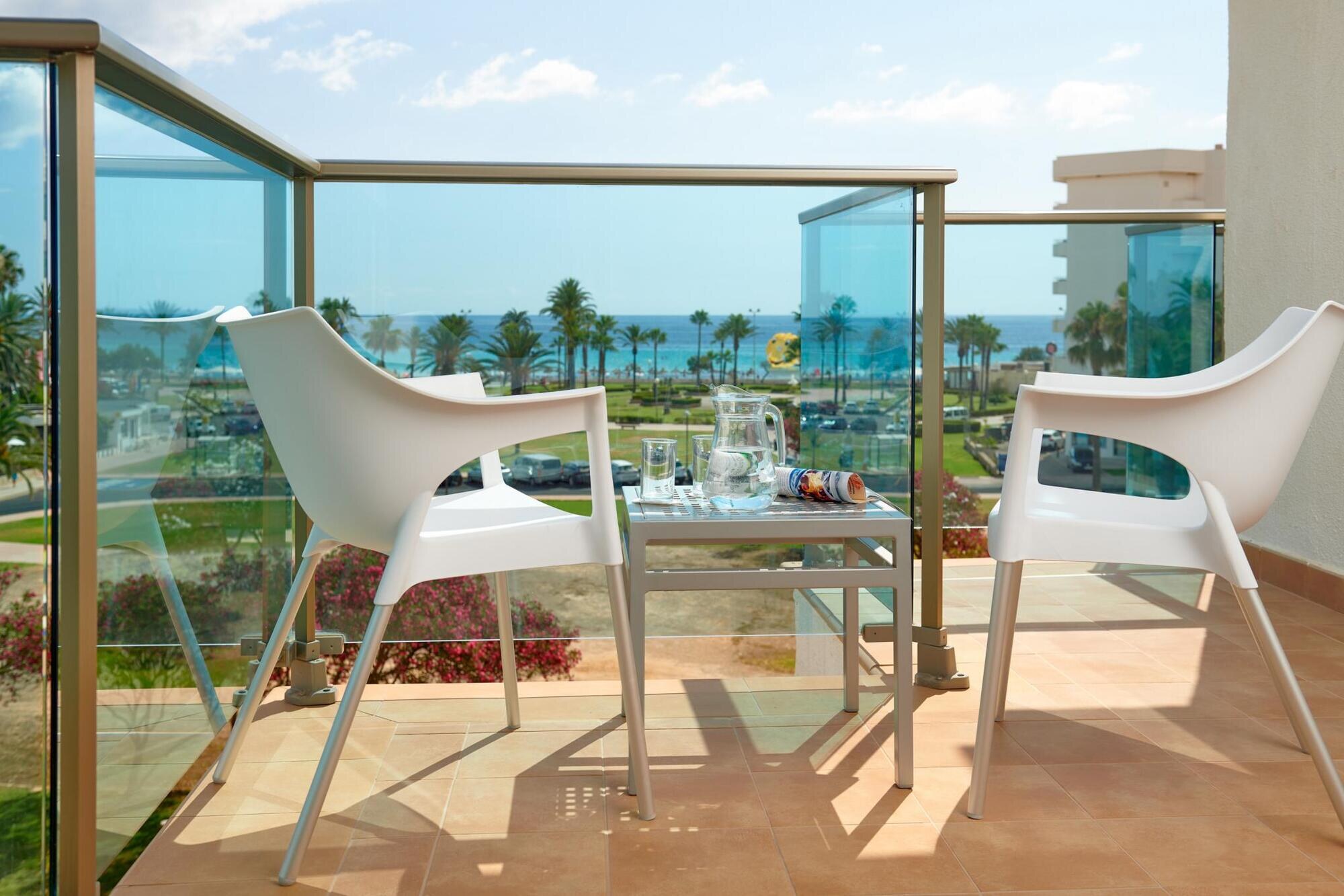Hipotels Cala Millor Park photo 7