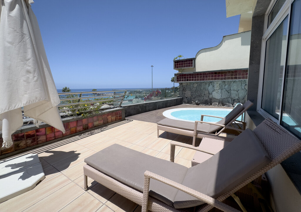 Holiday Club Playa Amadores photo 2