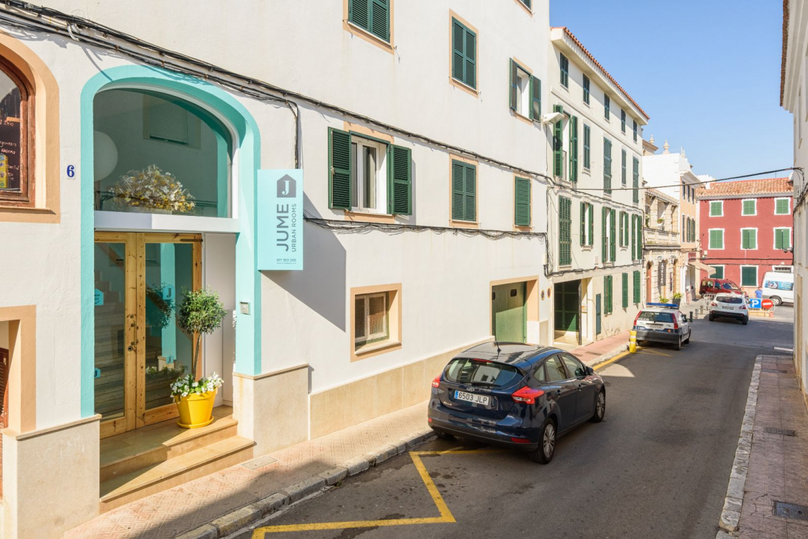 Hostal Jume - Urban Rooms
