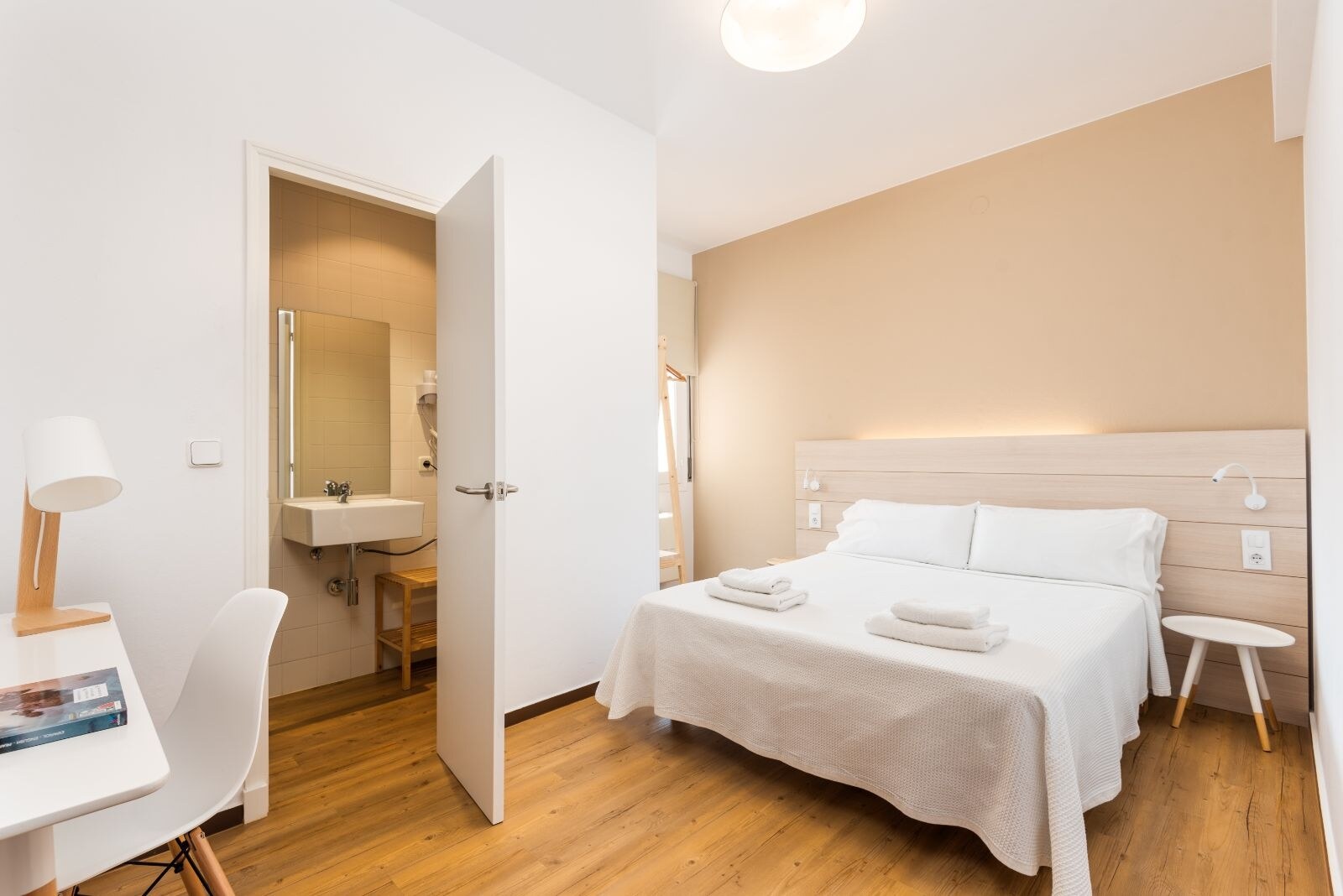 Hostal Jume - Urban Rooms photo 1