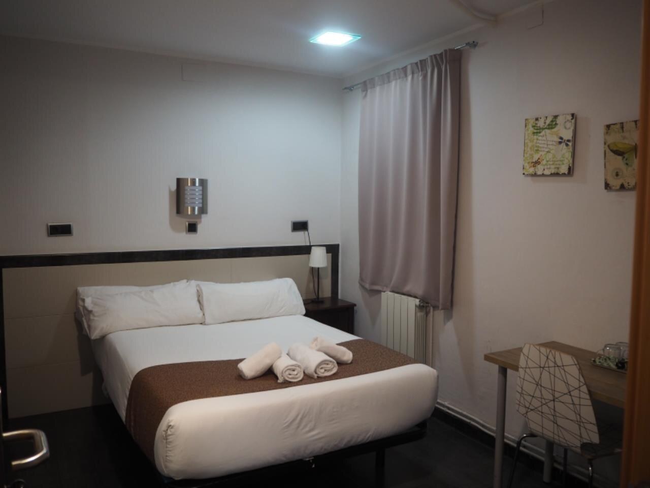 Hostal Levante photo 1