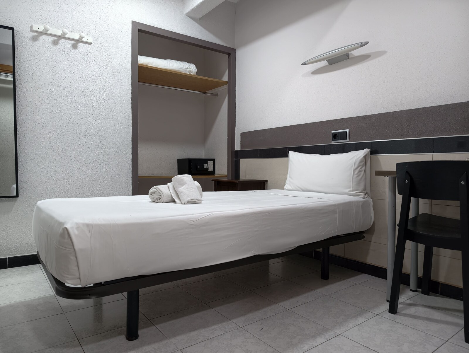Hostal Levante photo 4