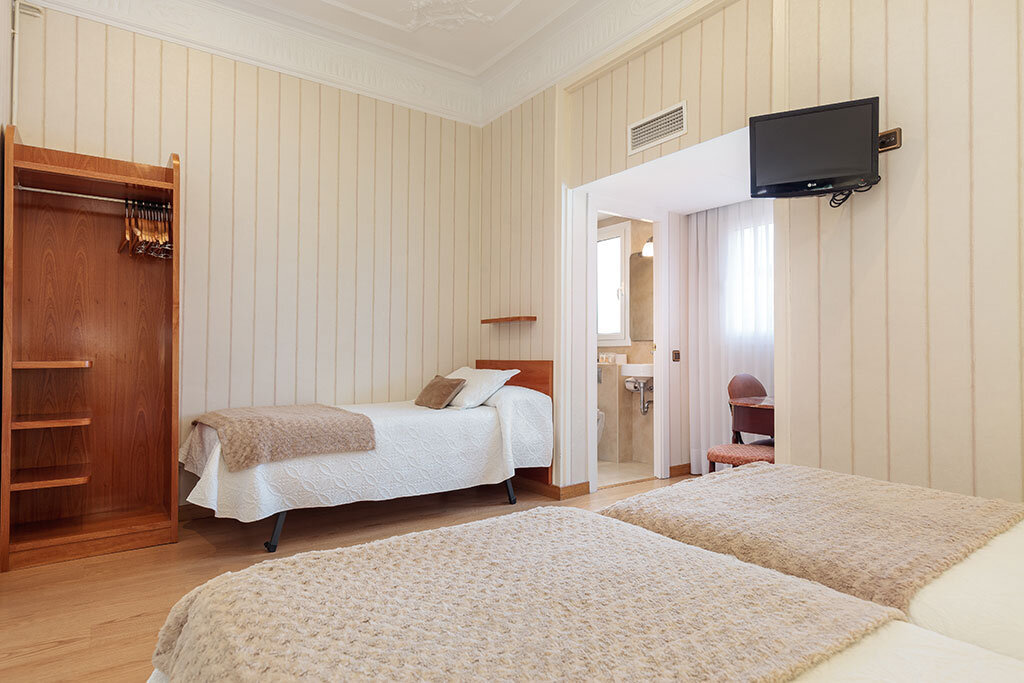 Hostal Oliva photo 7
