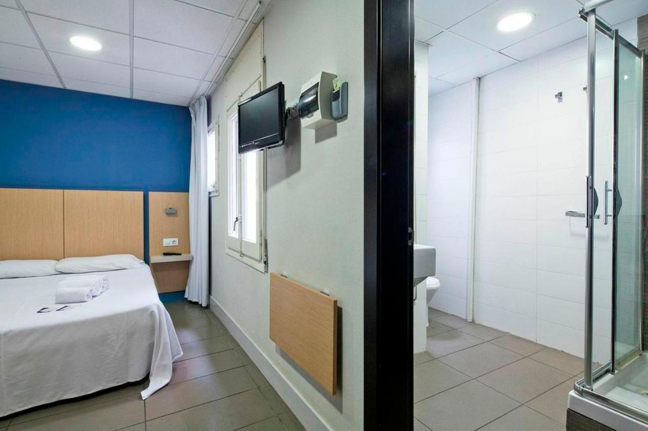 Hostal Putxet by gaiarooms photo 5