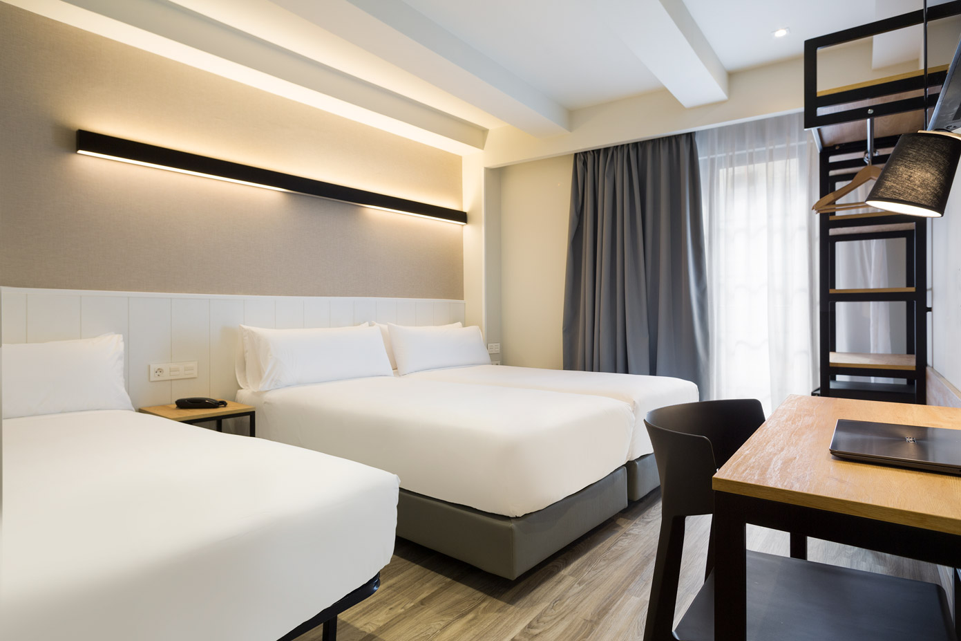 Hotel Acta BCN 40 photo 2