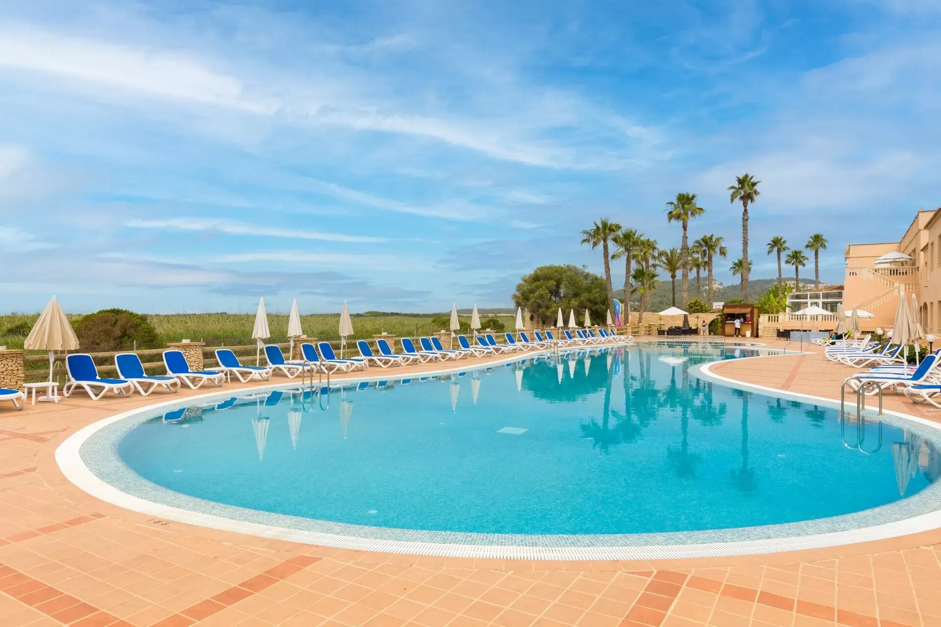 Hotel Arenas de Son Bou photo 1