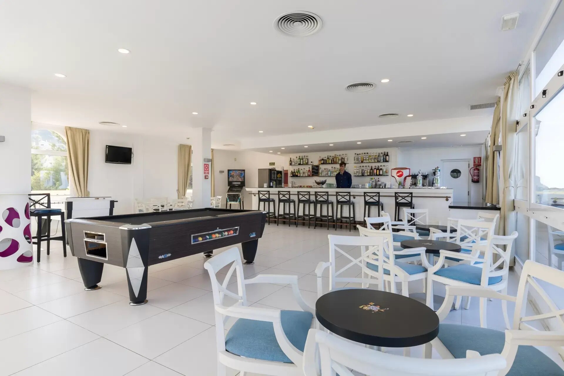 Hotel Arenas de Son Bou photo 6