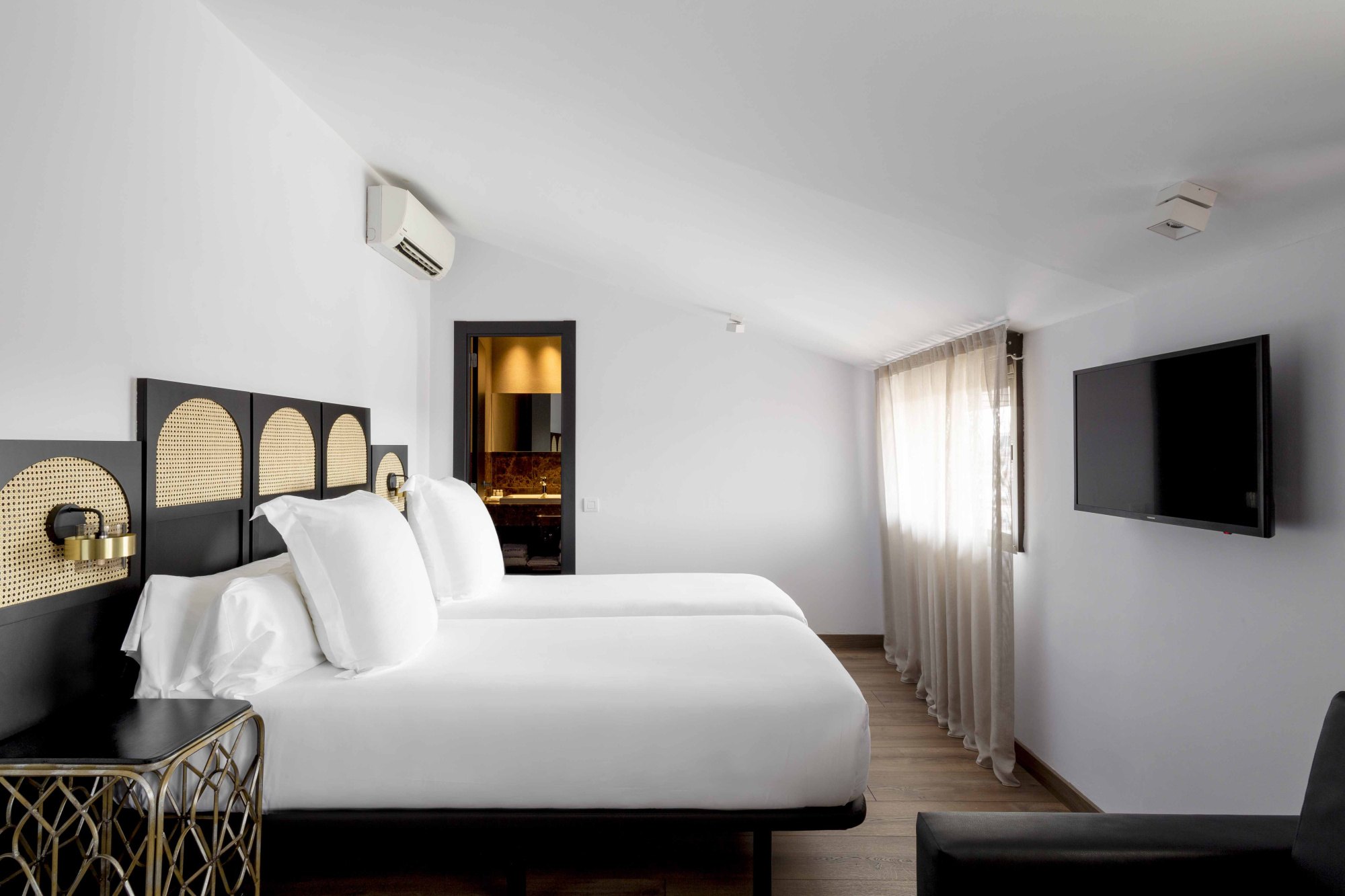 Hotel Astoria photo 2