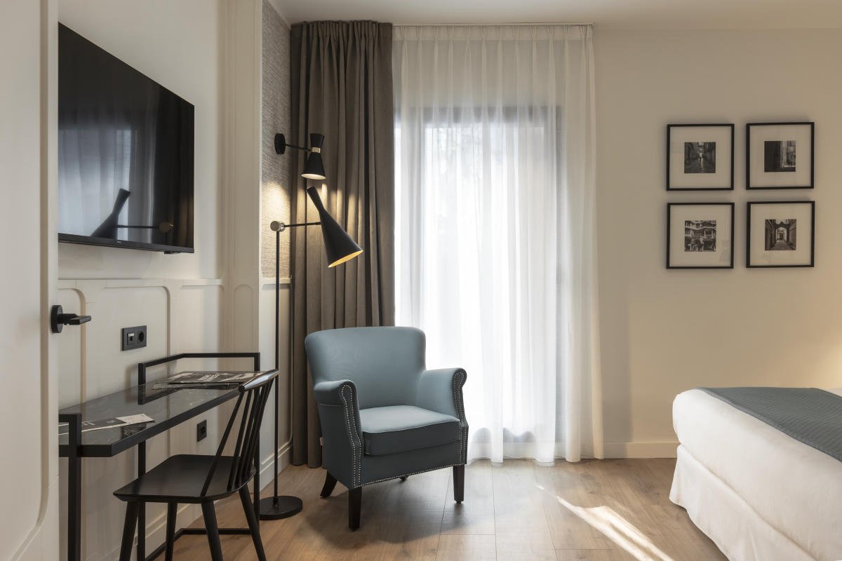 Hotel Barcelona Catedral photo 4