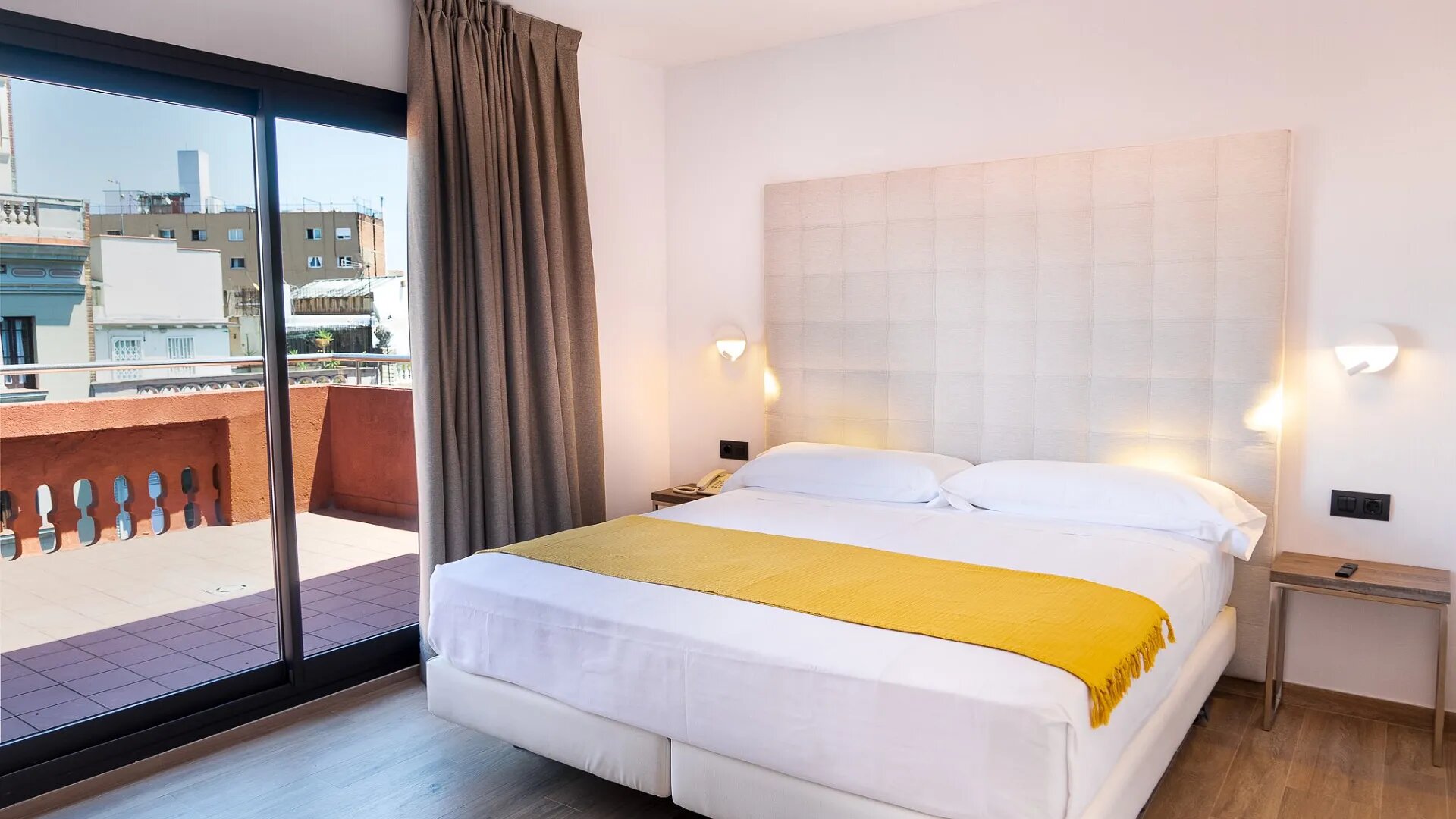 Hotel Caledonian photo 1