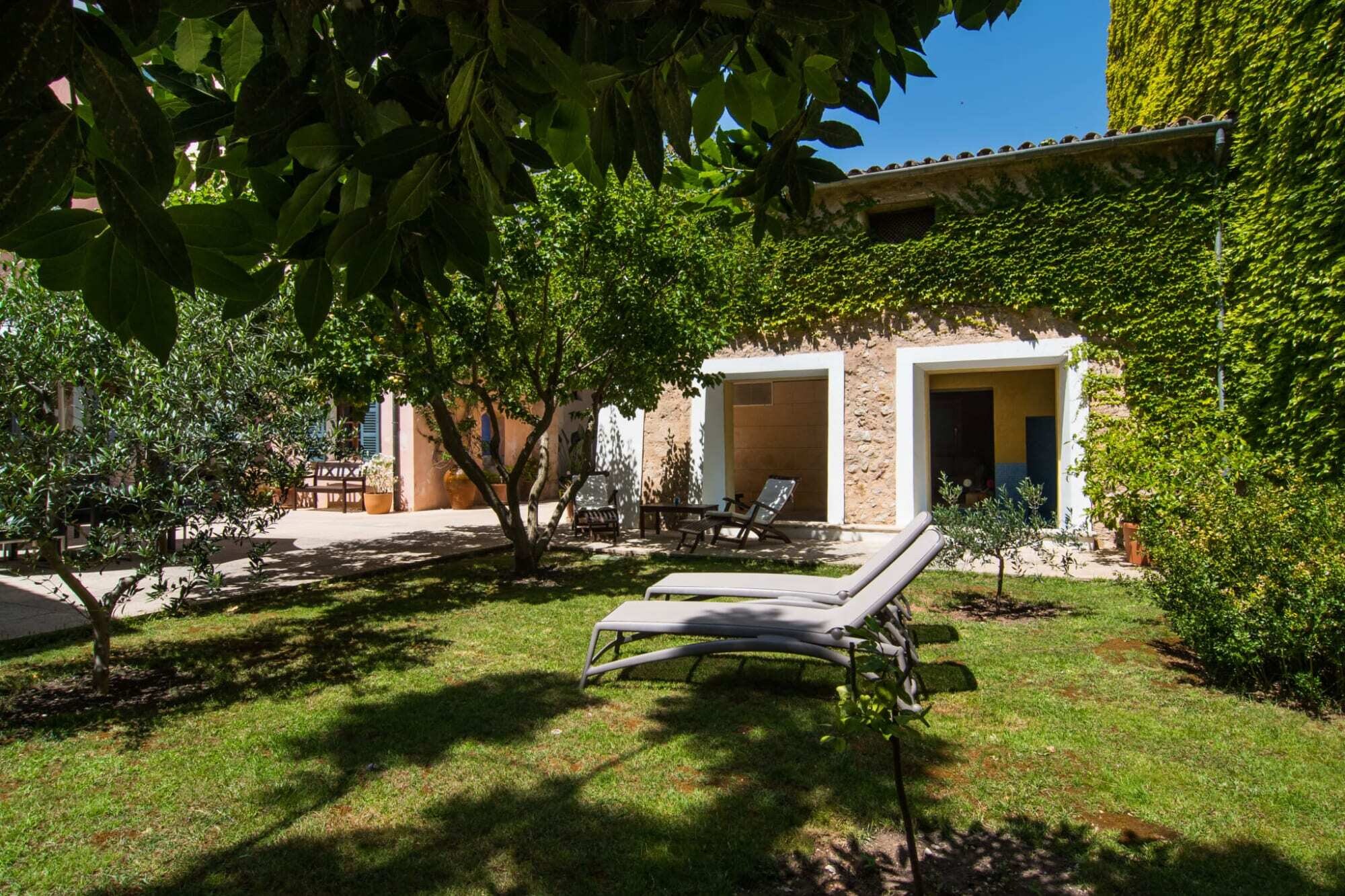 Hotel Can Moragues photo 3