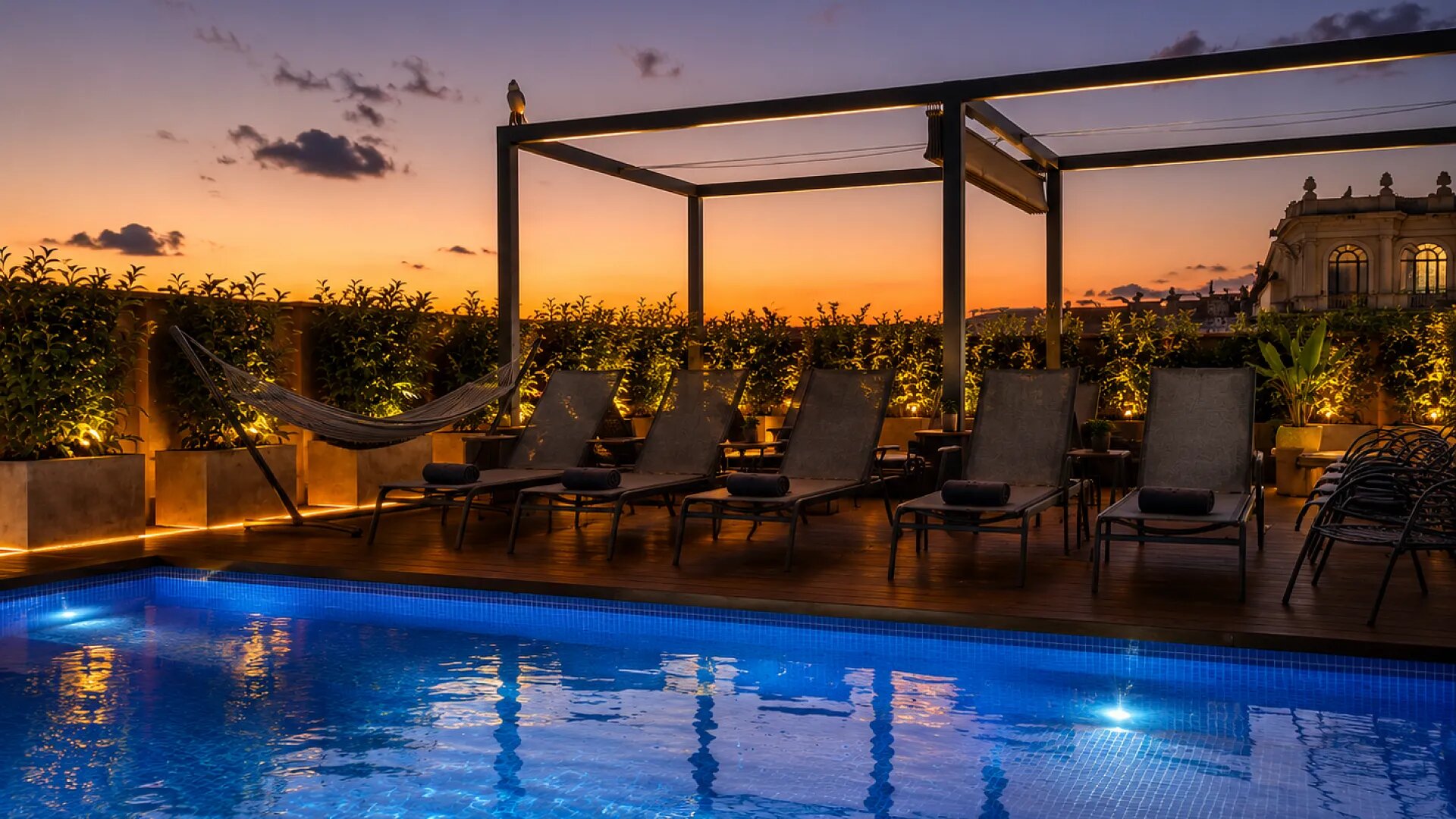 Hotel Chi