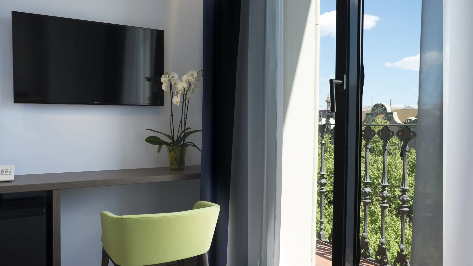 Hotel Chi photo 1