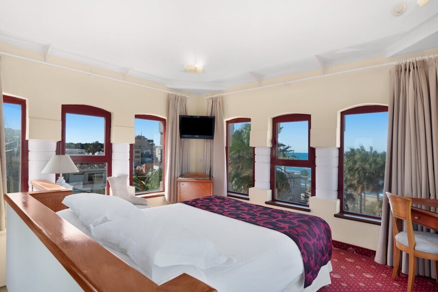 Hotel Ciutat Jardi photo 9