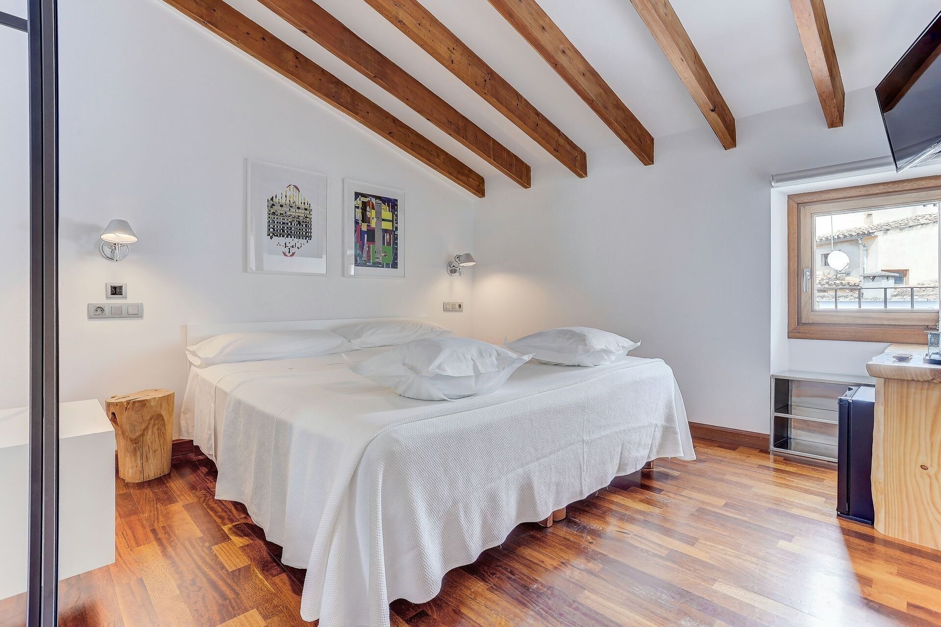 Hotel Desbrull photo 2