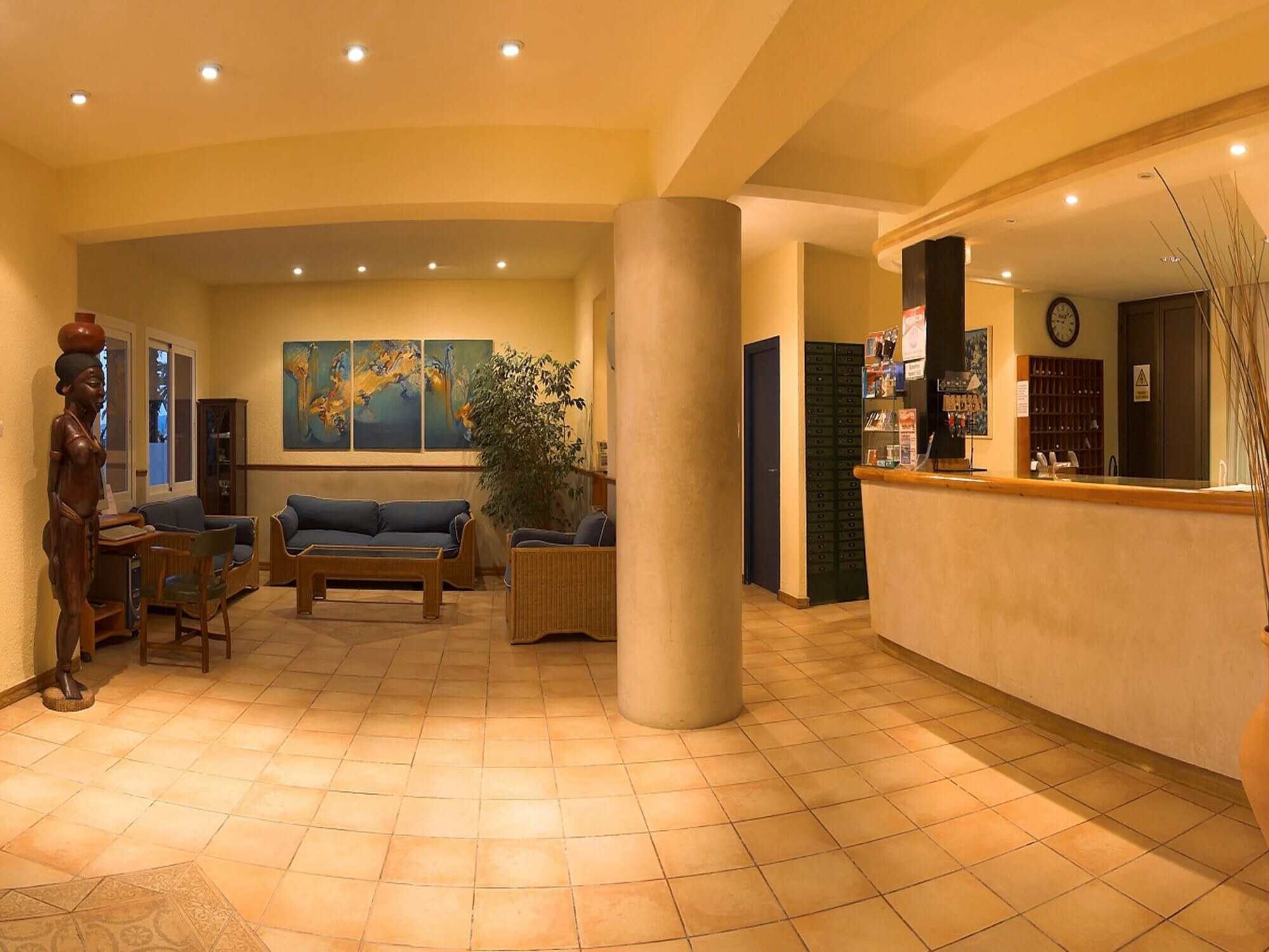 Hotel Figueretas photo 2