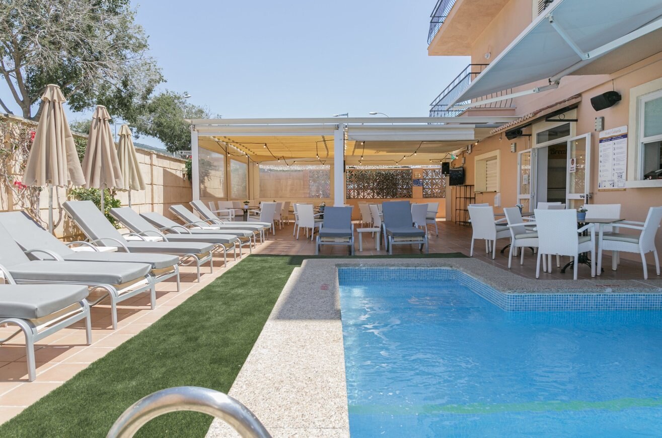 Hotel Gabarda & Complex photo 1