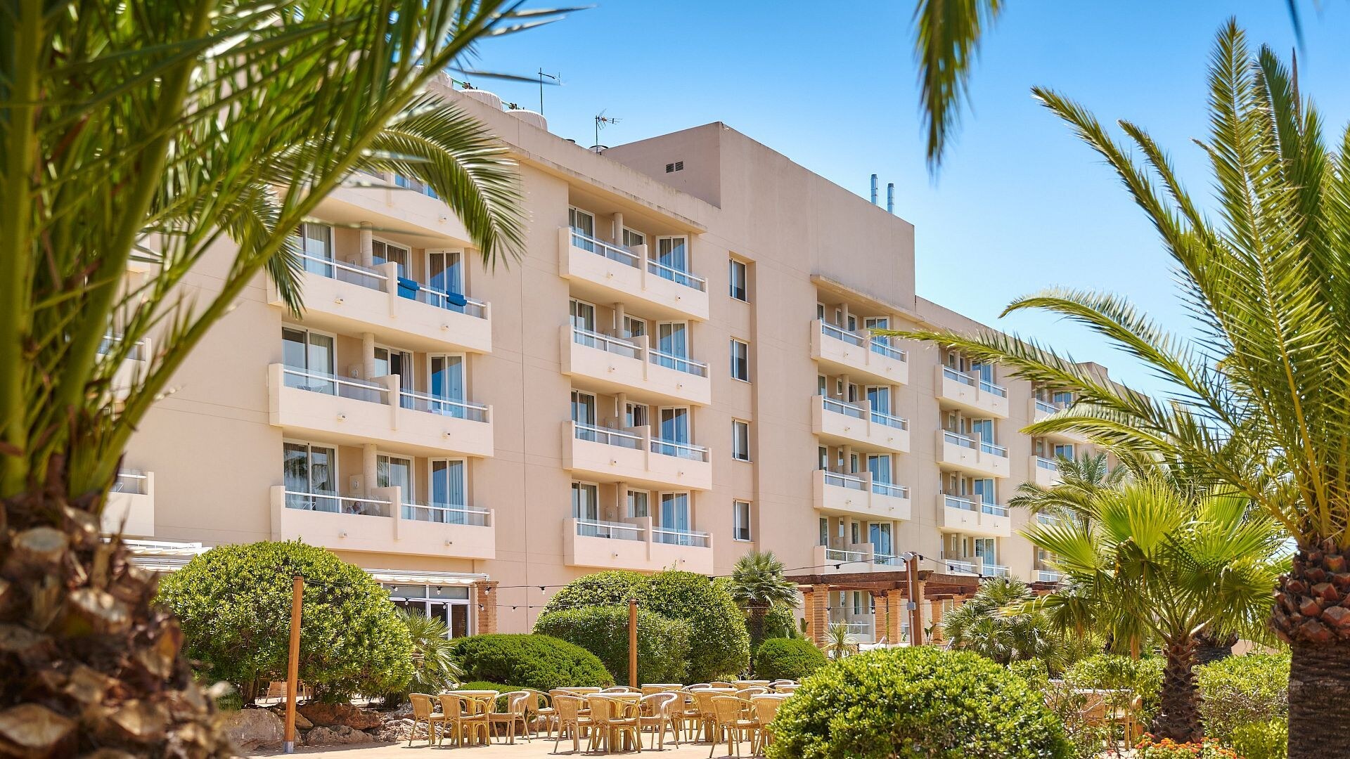 Hotel Garbí Cala Millor photo 2