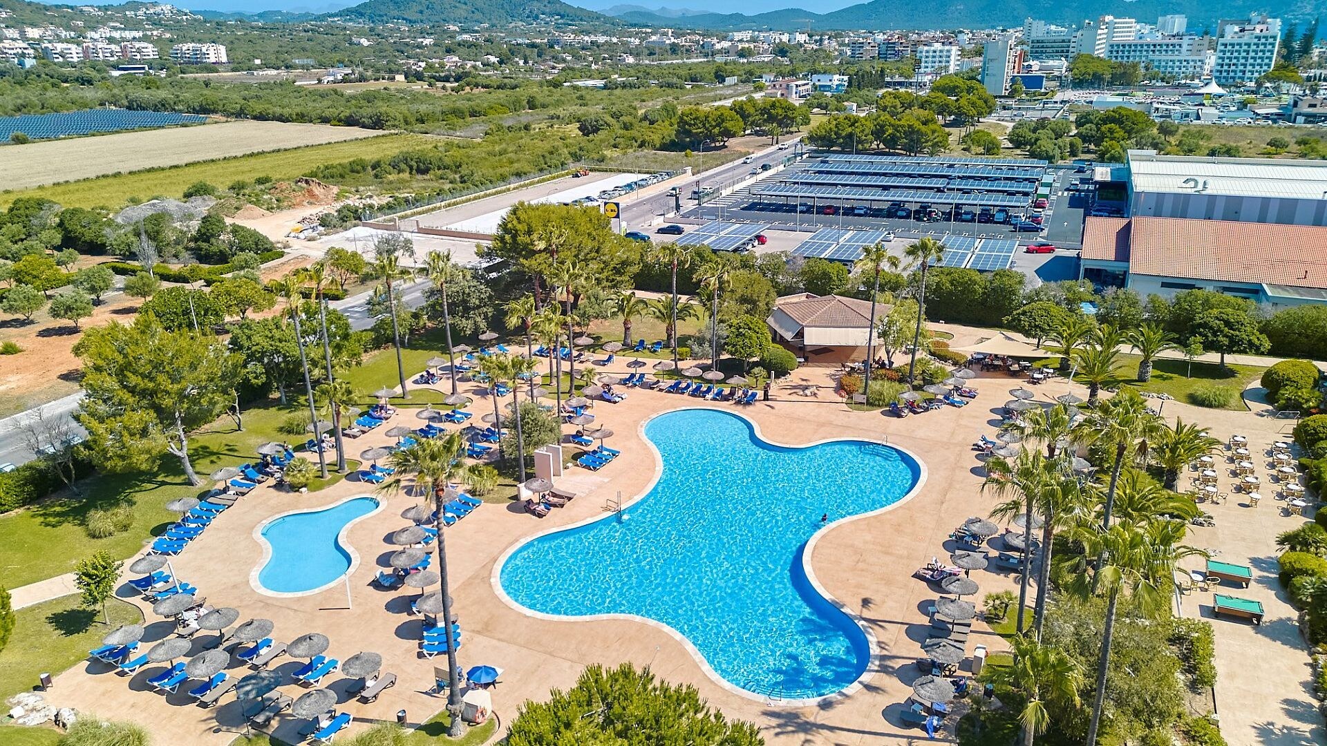 Hotel Garbí Cala Millor photo 4