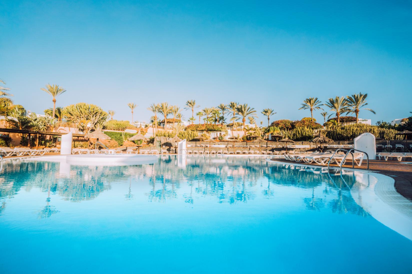 Hotel HL Club Playa Blanca photo 4