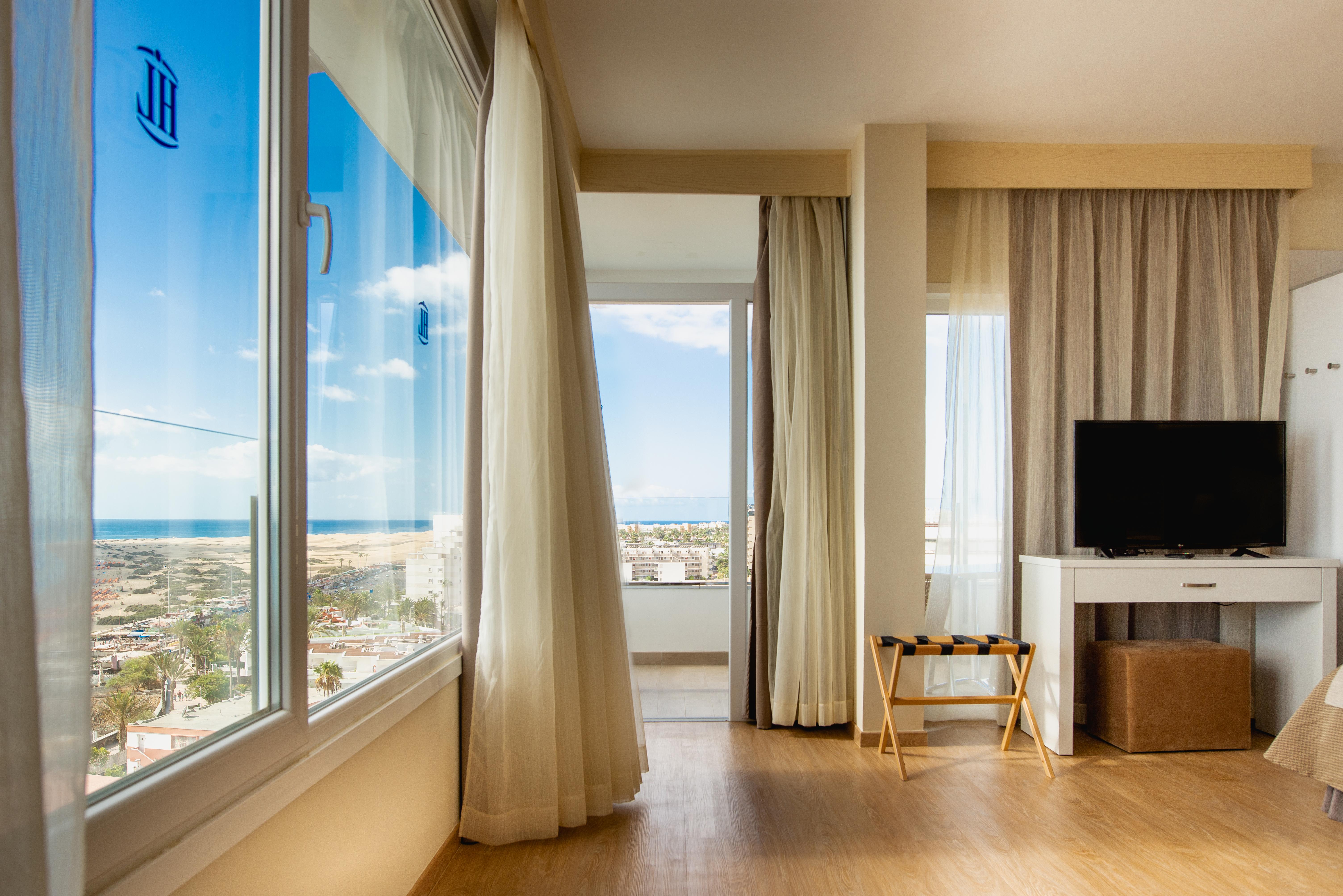 Hotel HL Suitehotel Playa del Inglés photo 7