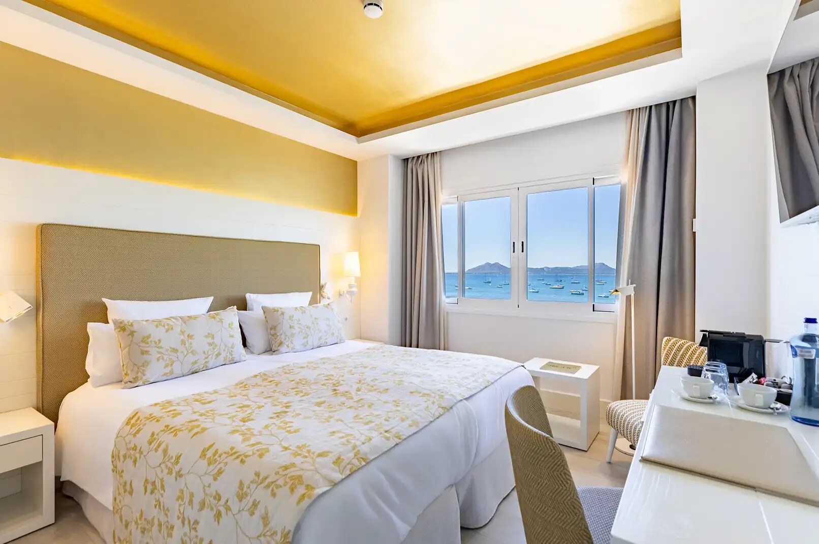 Hotel Illa D'Or photo 8