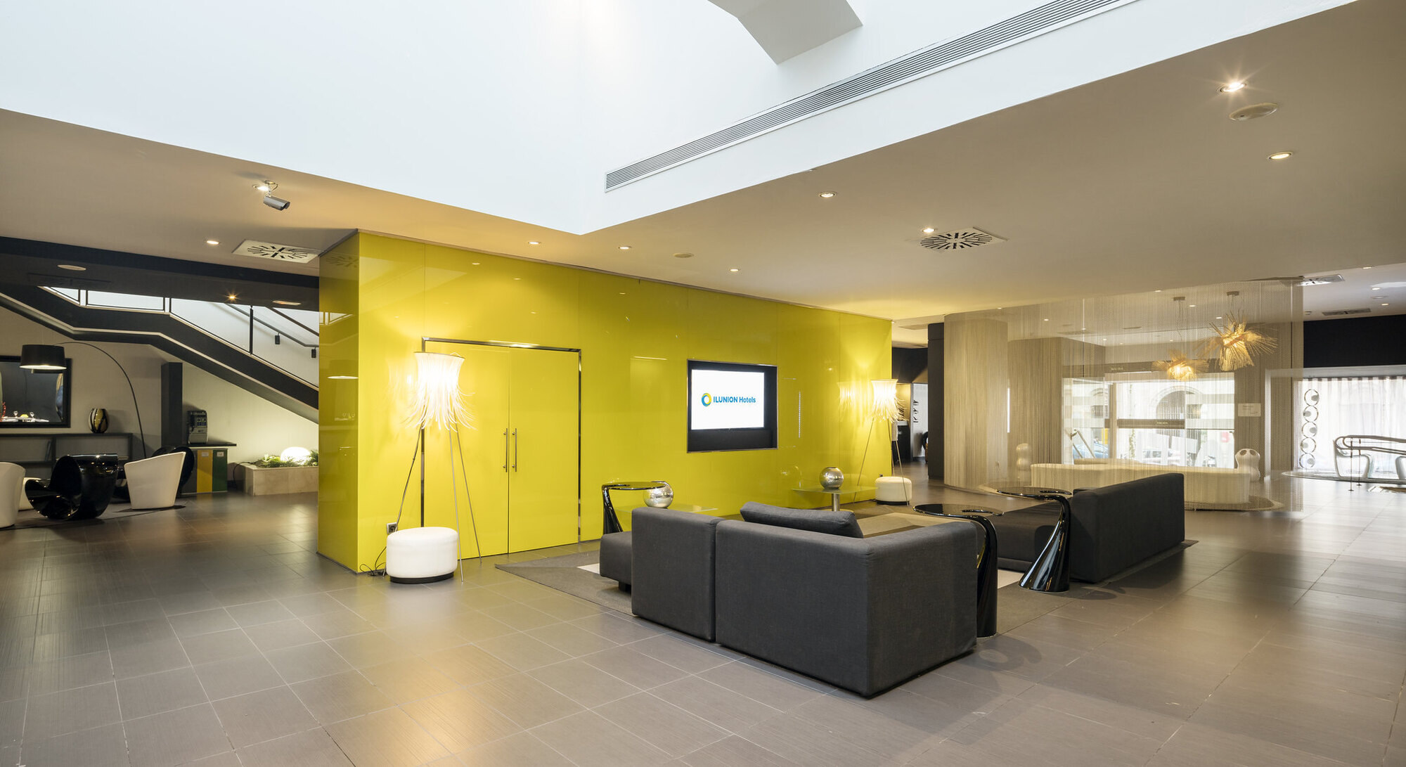Hotel ILUNION Bel Art photo 1