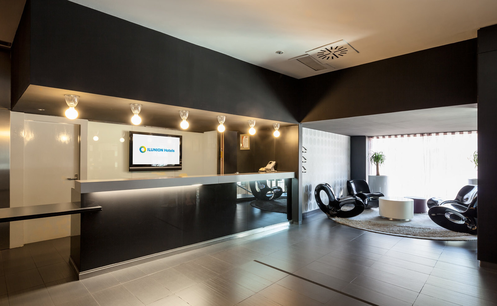 Hotel ILUNION Bel Art photo 2
