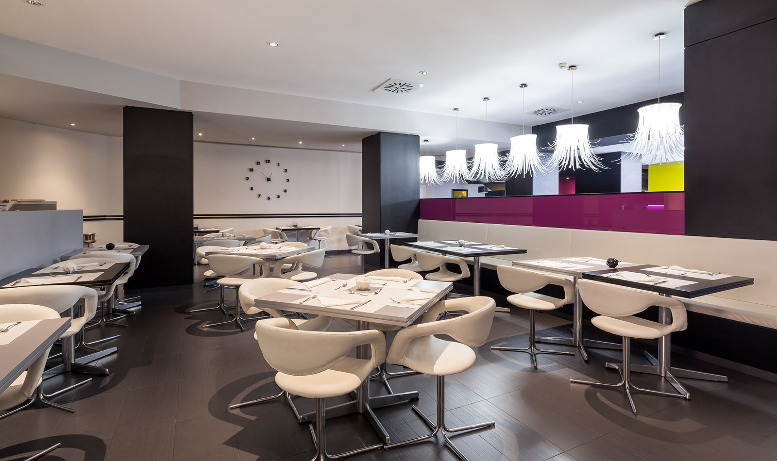 Hotel ILUNION Bel Art photo 6