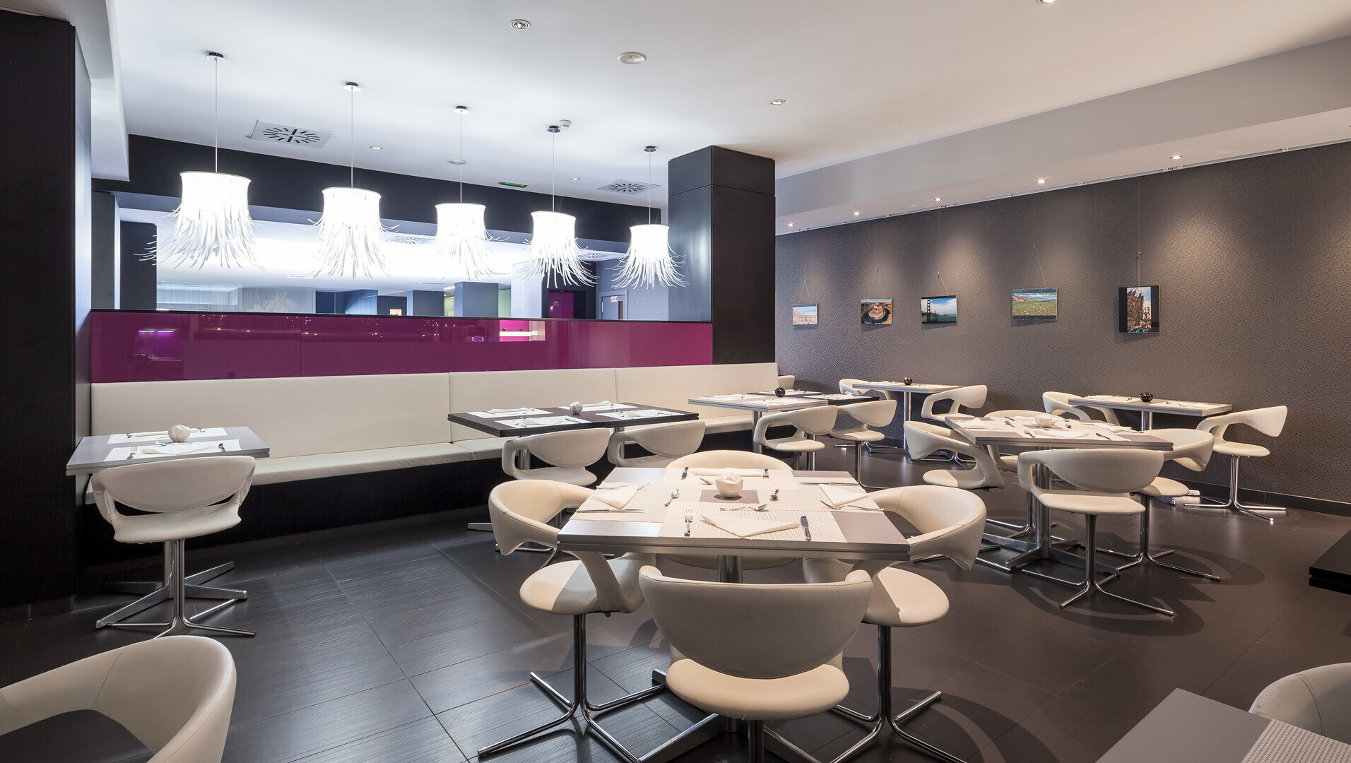 Hotel ILUNION Bel Art photo 8