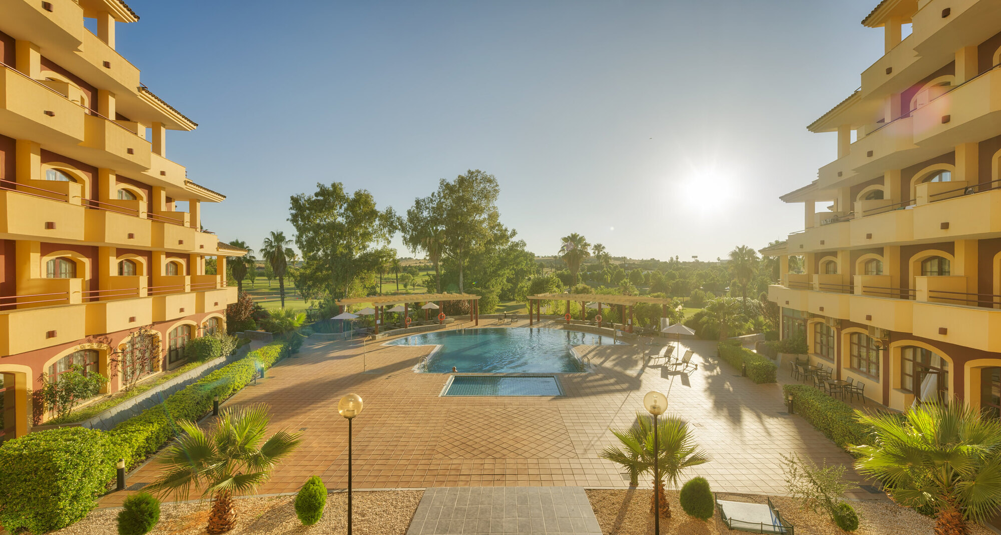 Hotel ILUNION Golf Badajoz photo 3