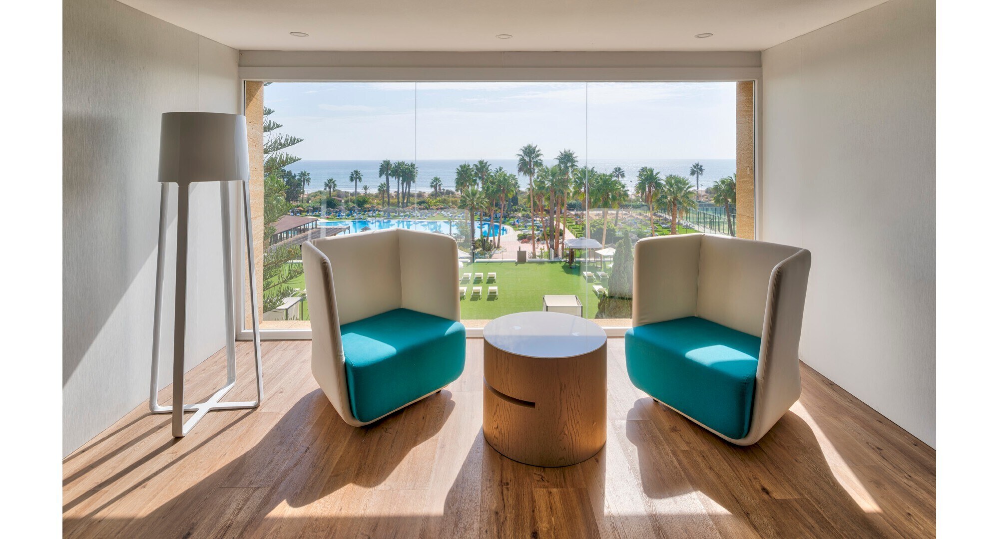 Hotel ILUNION Islantilla photo 10