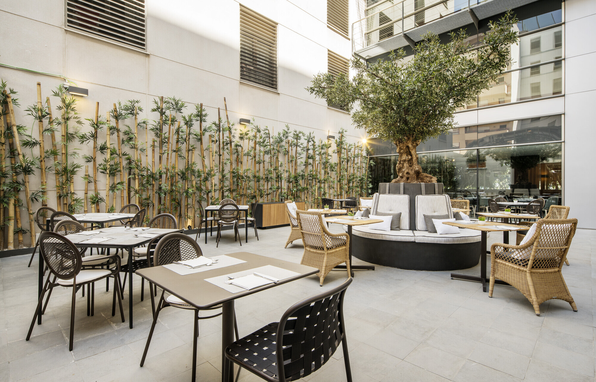 Hotel ILUNION Malaga photo 4