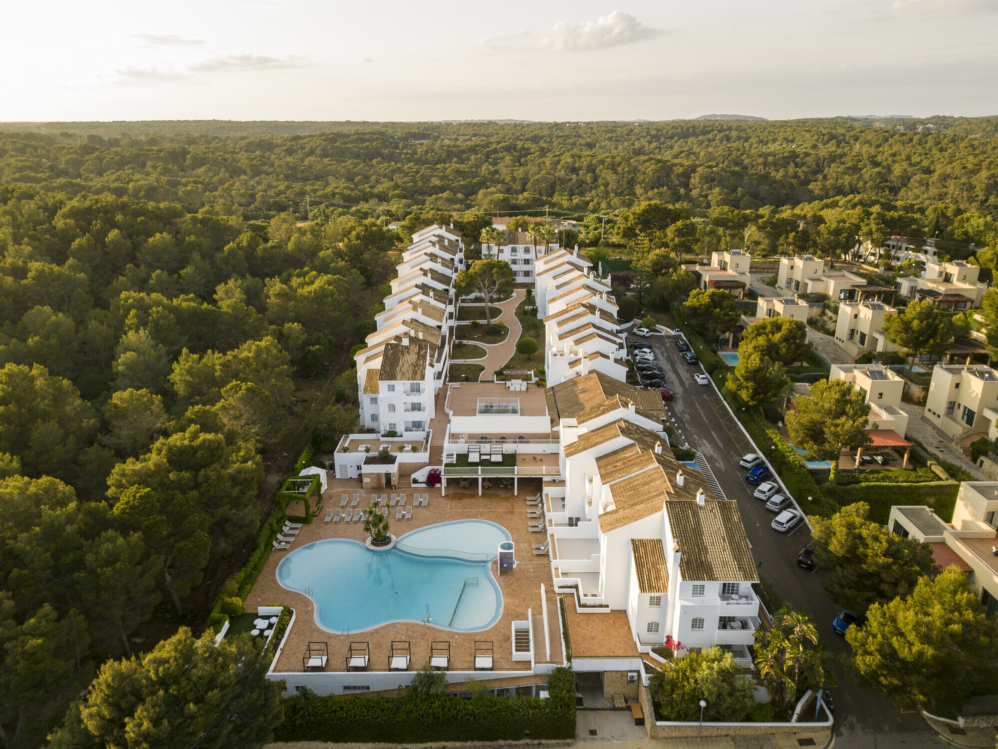 Hotel ILUNION Menorca photo 2