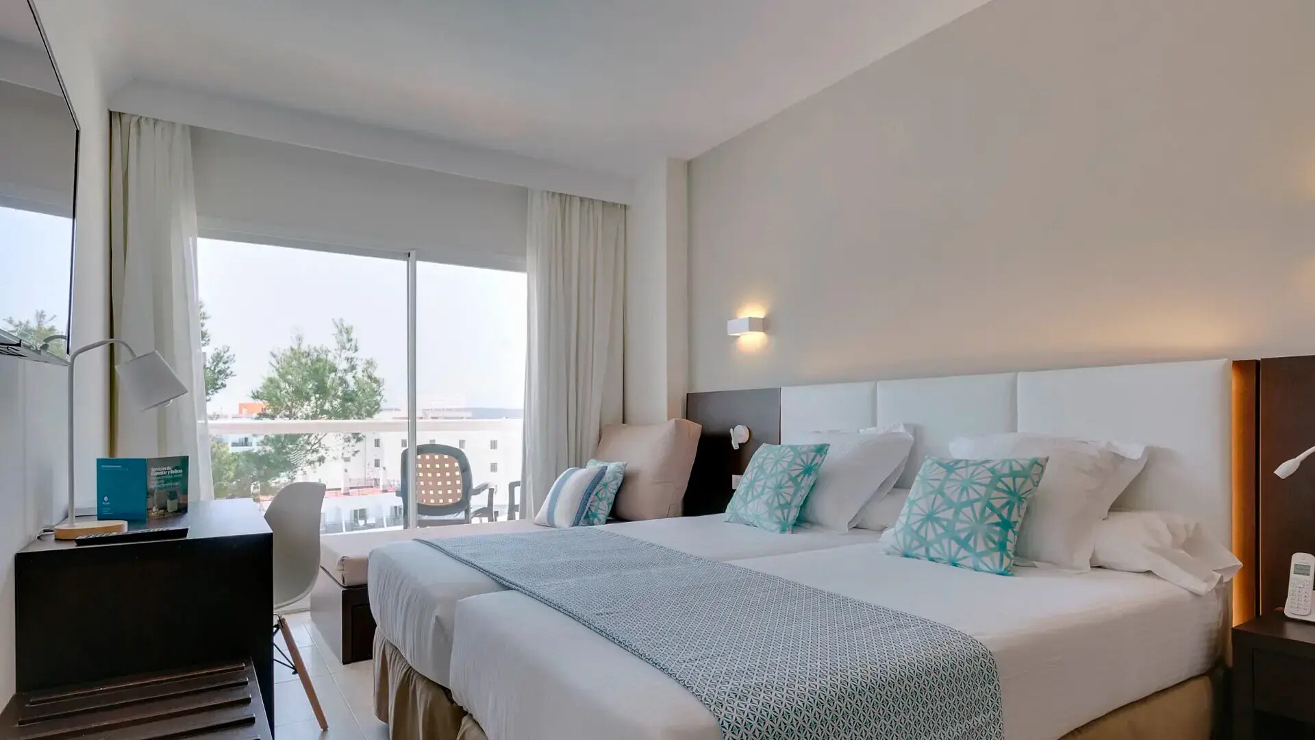 Hotel Ilunion Palmanova Mallorca photo 7