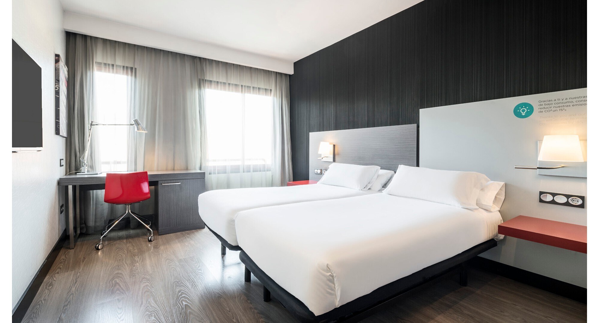 Hotel ILUNION Suites Madrid photo 3