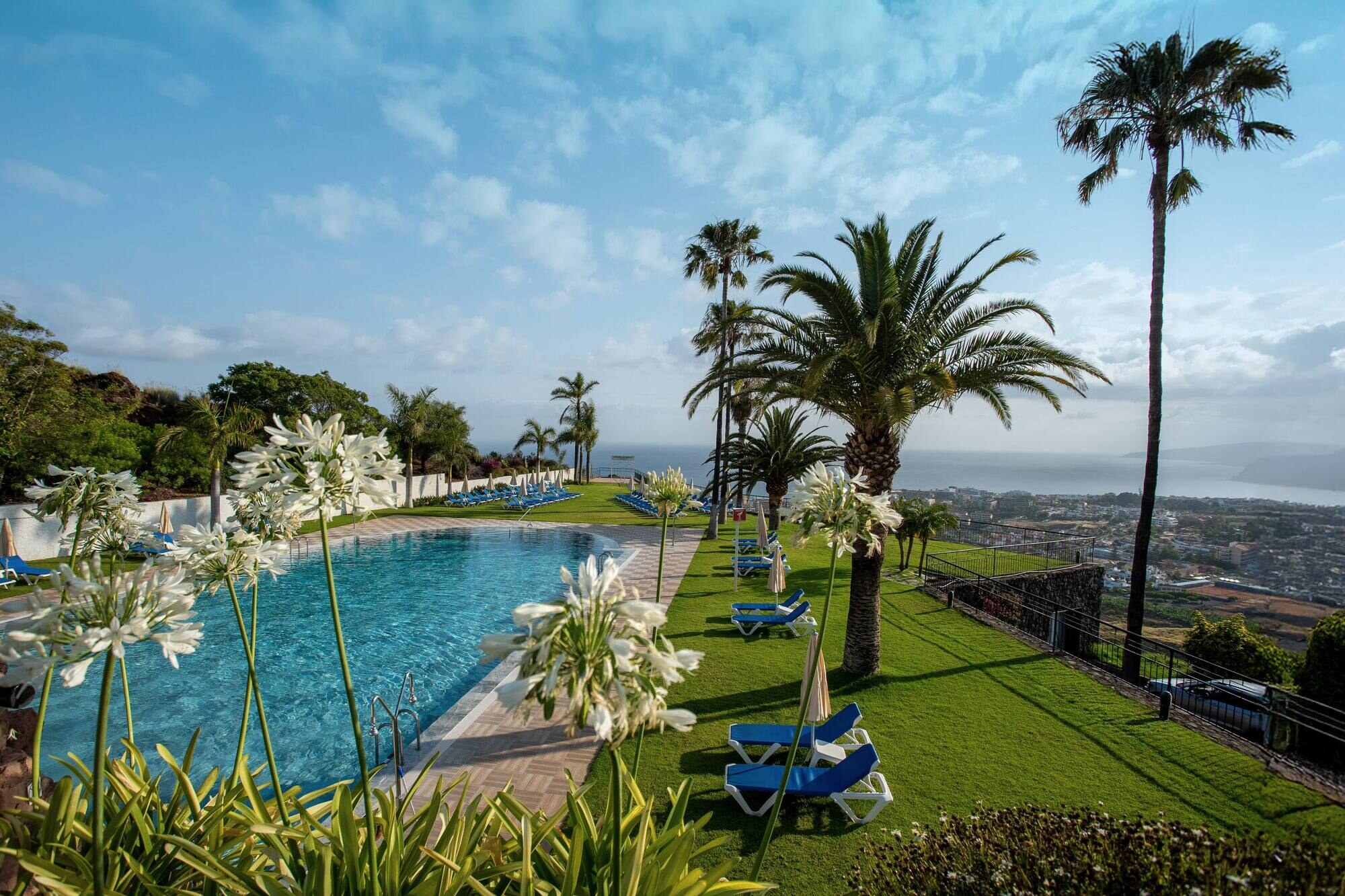 Hotel Las Aguilas Tenerife Affiliated by Melia photo 3
