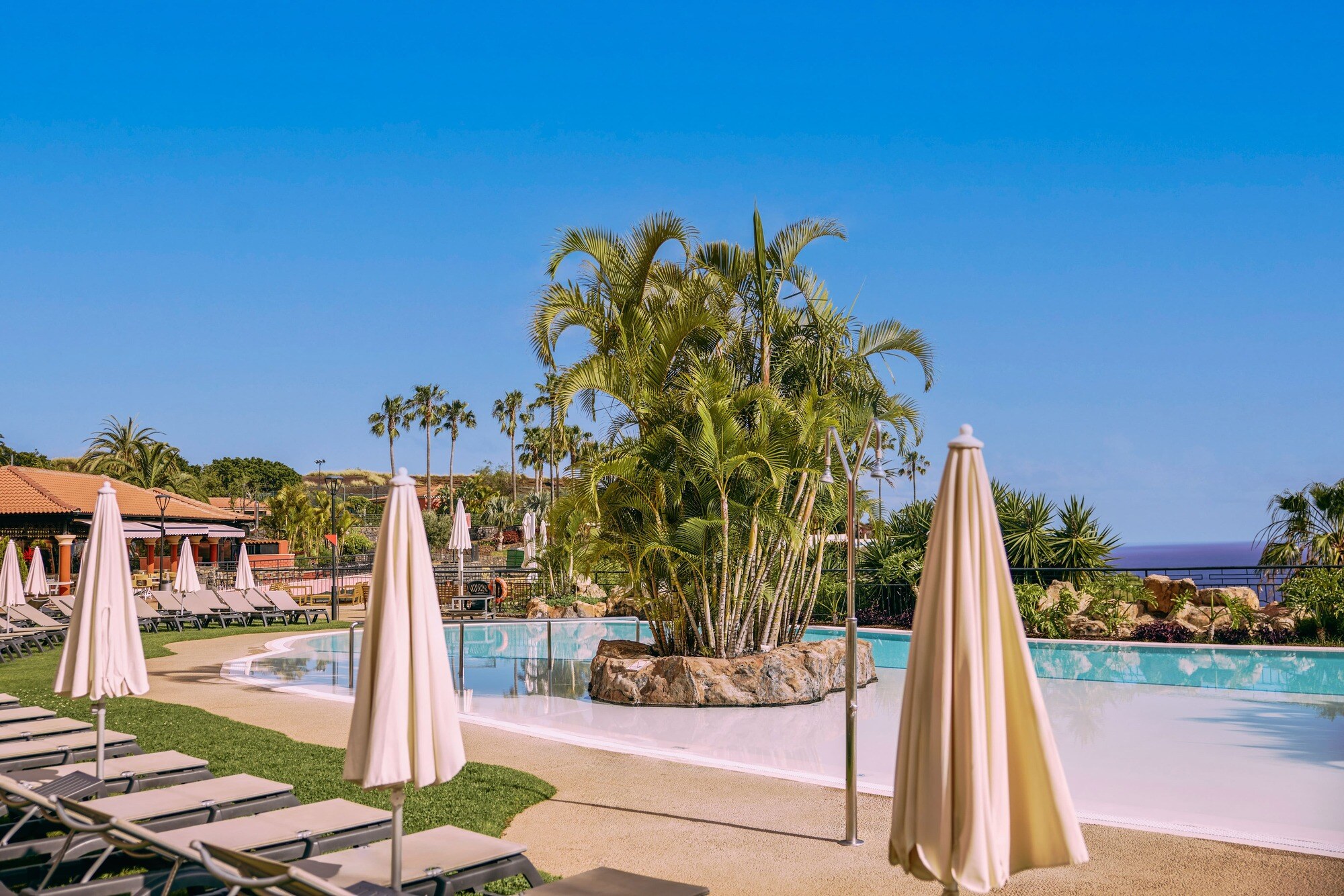 Hotel Las Aguilas Tenerife Affiliated by Melia photo 5