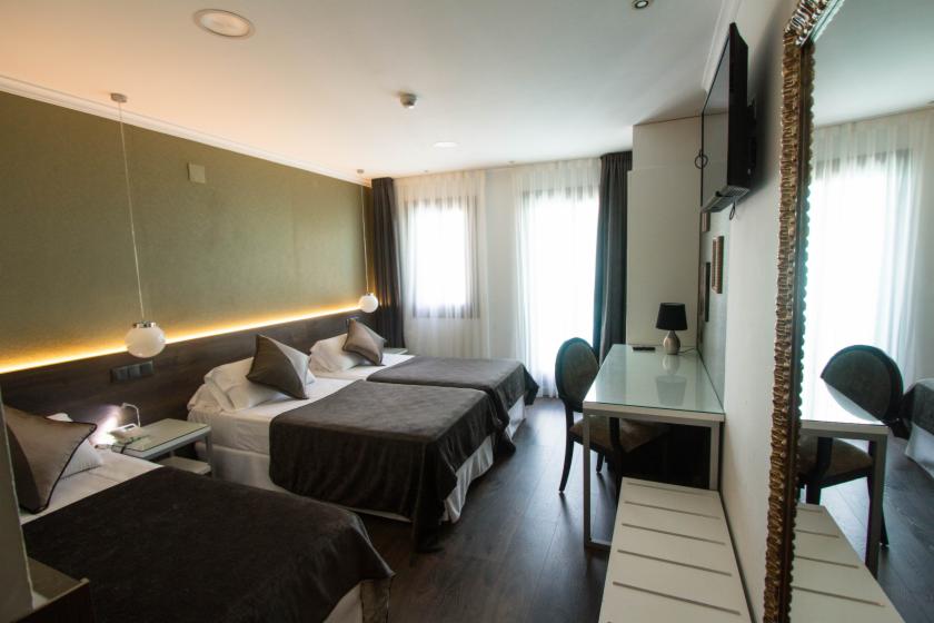 Hotel Moderno BCN photo 6