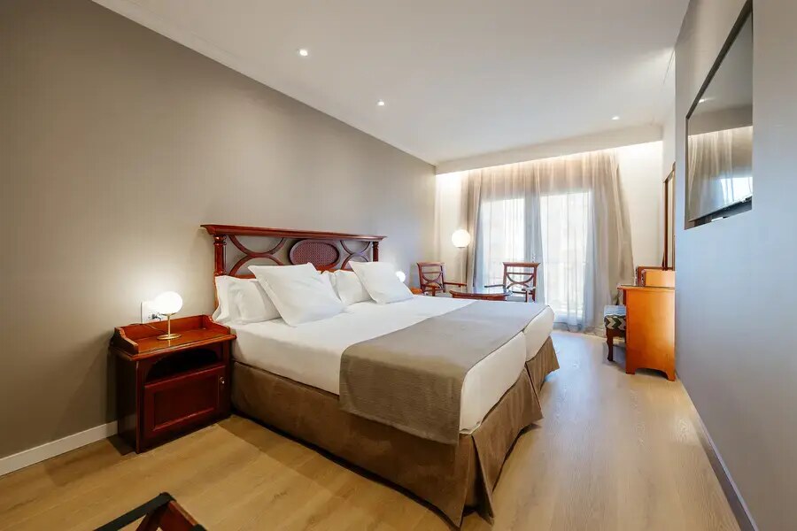 Hotel Reveron Plaza photo 7