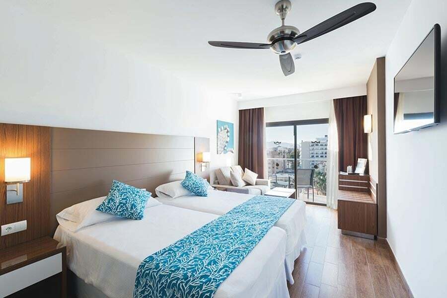 Hotel Riu Bravo photo 8