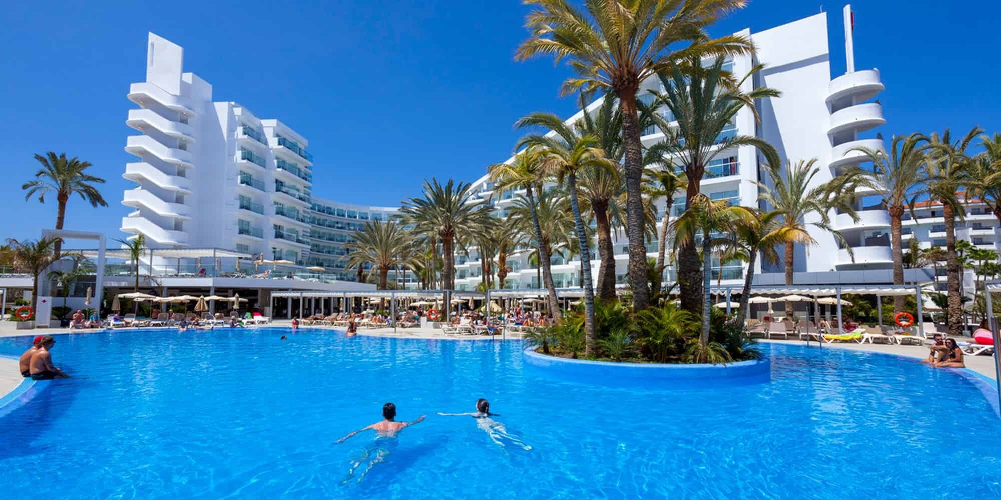 Hotel Riu Papayas photo 1